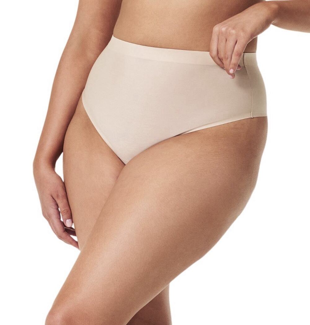 NWT Spanx Shaping Sheer Control Thong Beige Nude 2X Slimming Shape Wear